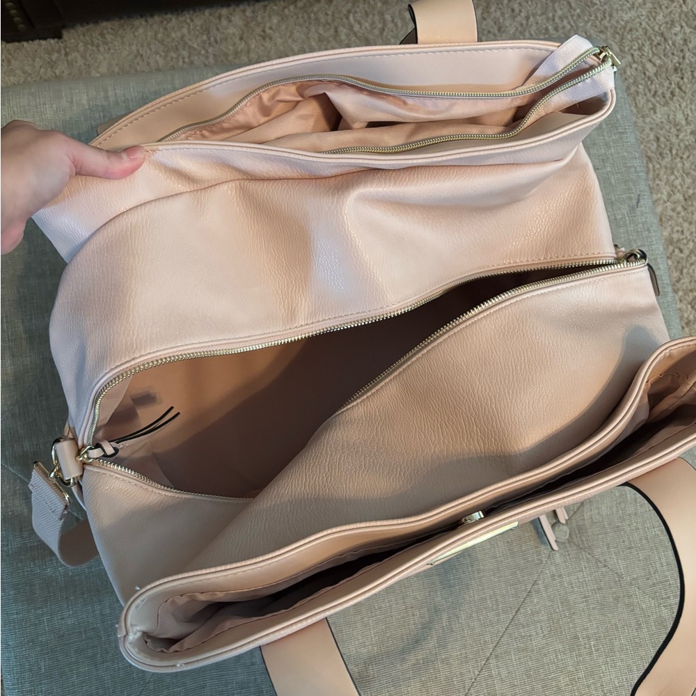 Poppy & Peonies Blush Voyager Bag - Picture 9 of 11